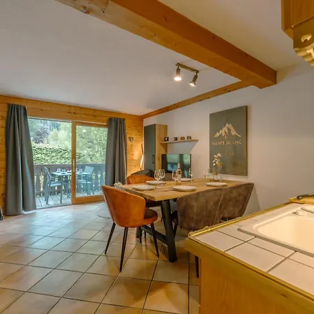 Apartment Le Parc Du Mont Blanc - Happy